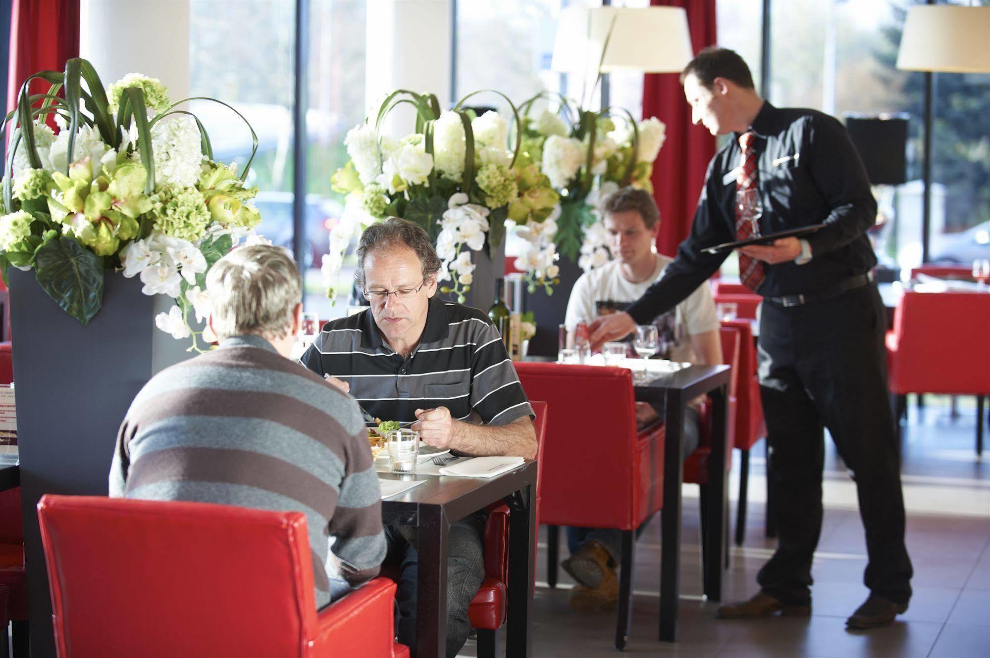 Hotel Bastion Amsterdam Airport 4*