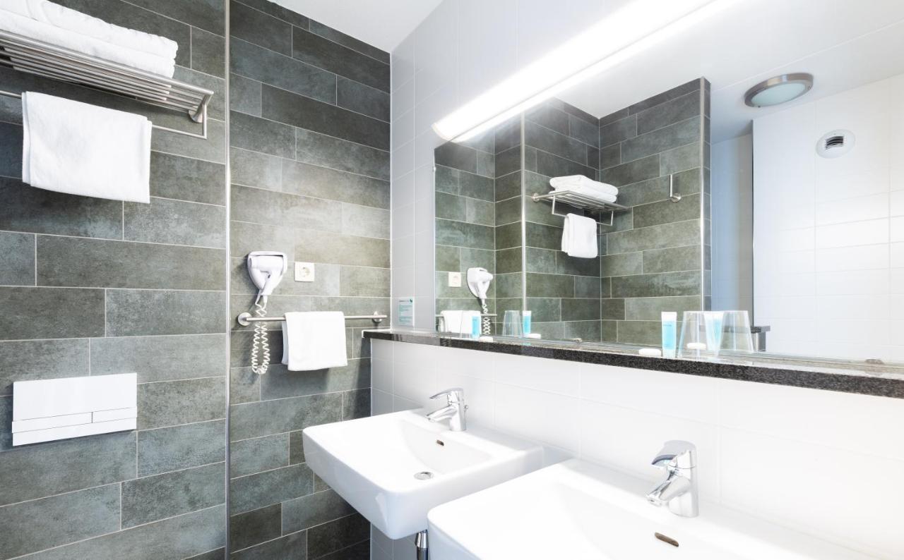 Bastion Amsterdam Airport 4*